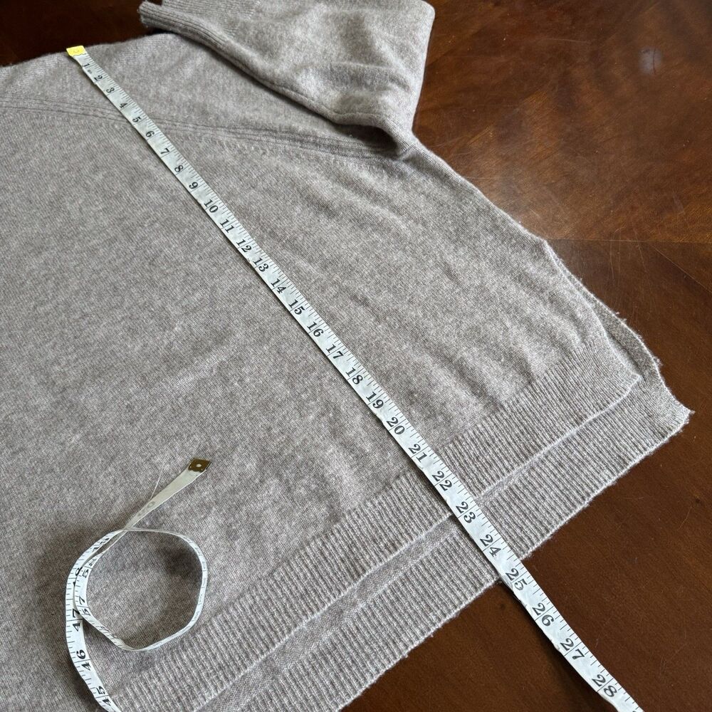 360 Cashmere Women Pullover Turtleneck 100% Cashmere Sweater Light Brown Sz L - Picture 12 of 13